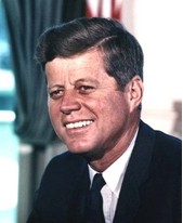 Ӣݽ John F. Kennedy: Inaugural Address ()